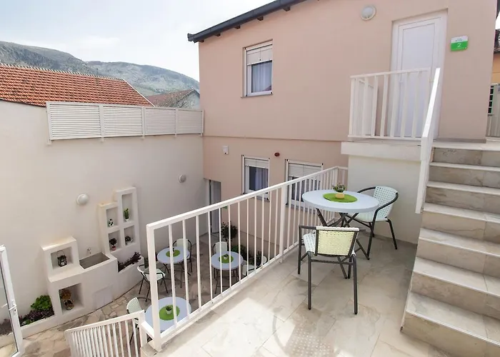 Five Rivers Гостевой дом