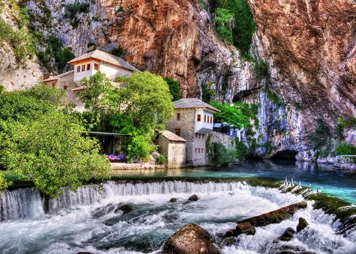 Five Rivers 招待所 4*